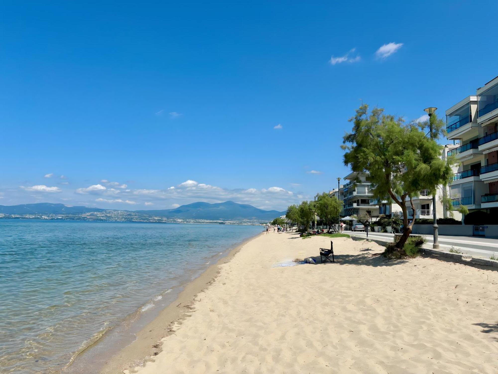 Nouri Schoene Wohnung In Direkter Strandnaehe, Schnelles Internet, Freies Parken, Nahe Flughafen Peraía エクステリア 写真