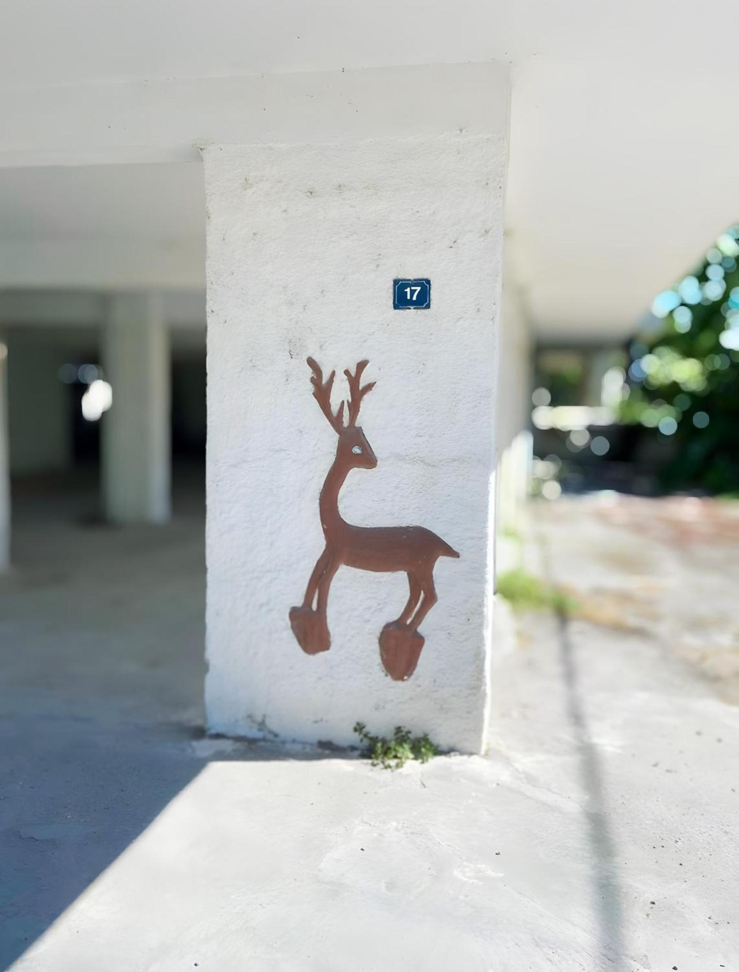 Nouri Schoene Wohnung In Direkter Strandnaehe, Schnelles Internet, Freies Parken, Nahe Flughafen Peraía エクステリア 写真